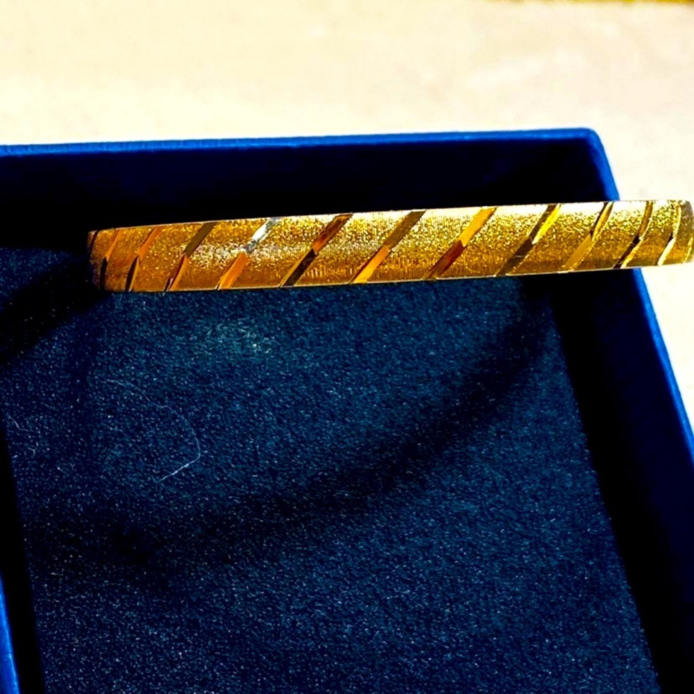Monet Bracelet - Picture 8 of 12